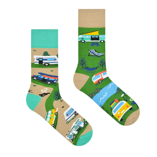Bulli Socken, Camper Socken, Motivsocken, bunte Socken, Geschenkidee für Camperfreunde.