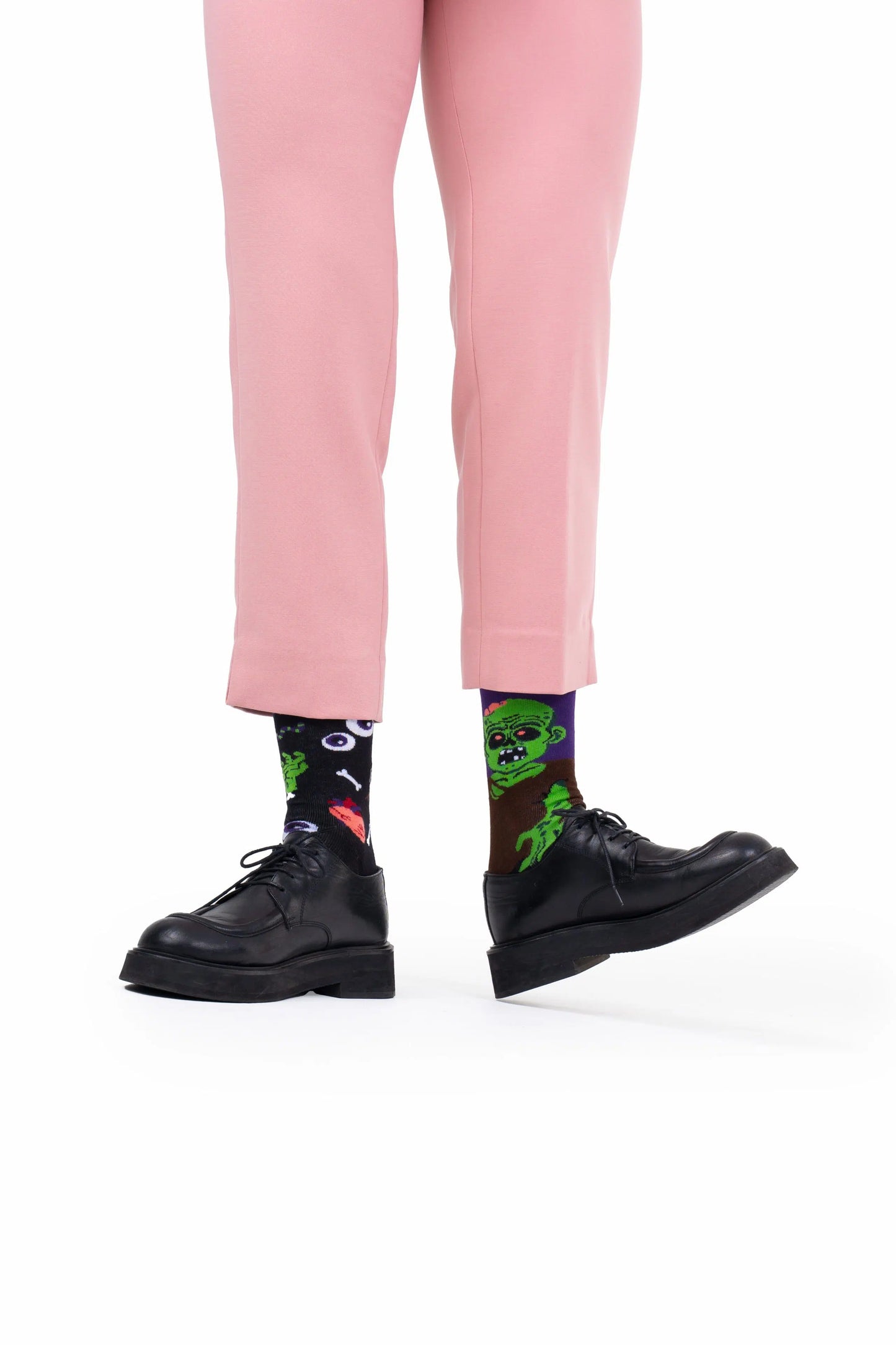 Zombie Socken, Halloween Socken und weitere Motivsocken auf Sockeläuft.de
