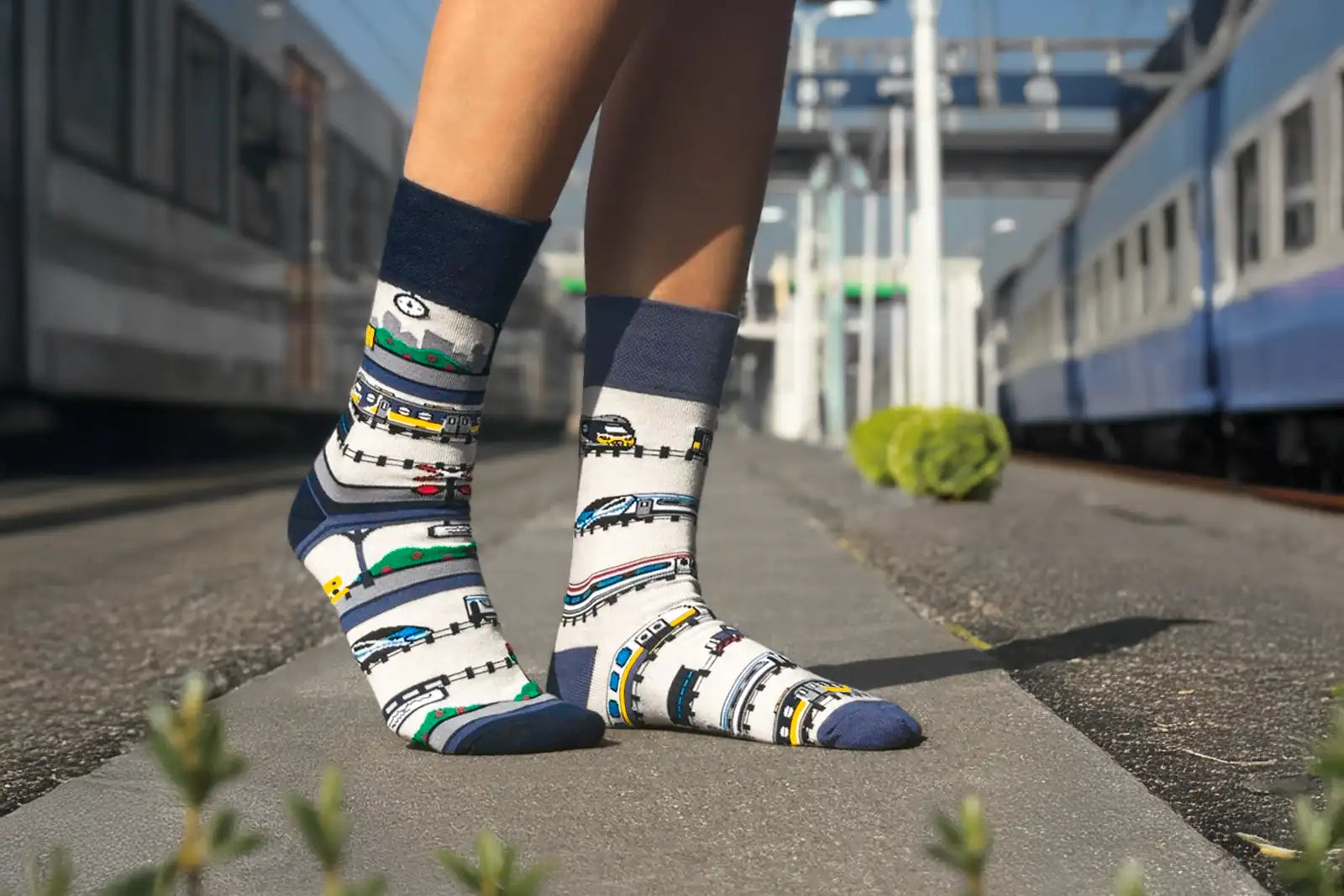 Eisenbahn Socken, Socken mit Zügen, Motivsocken oder weitere Themensocken auf Sockeläuft.de