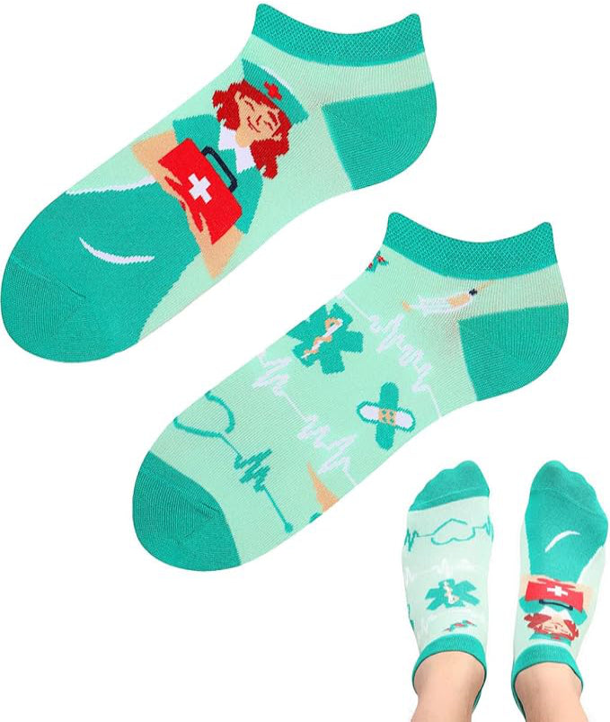 Krankenschwester Socken, Sneakersocken, Motivsocken oder weitere Themensocken auf Sockeläuft.de