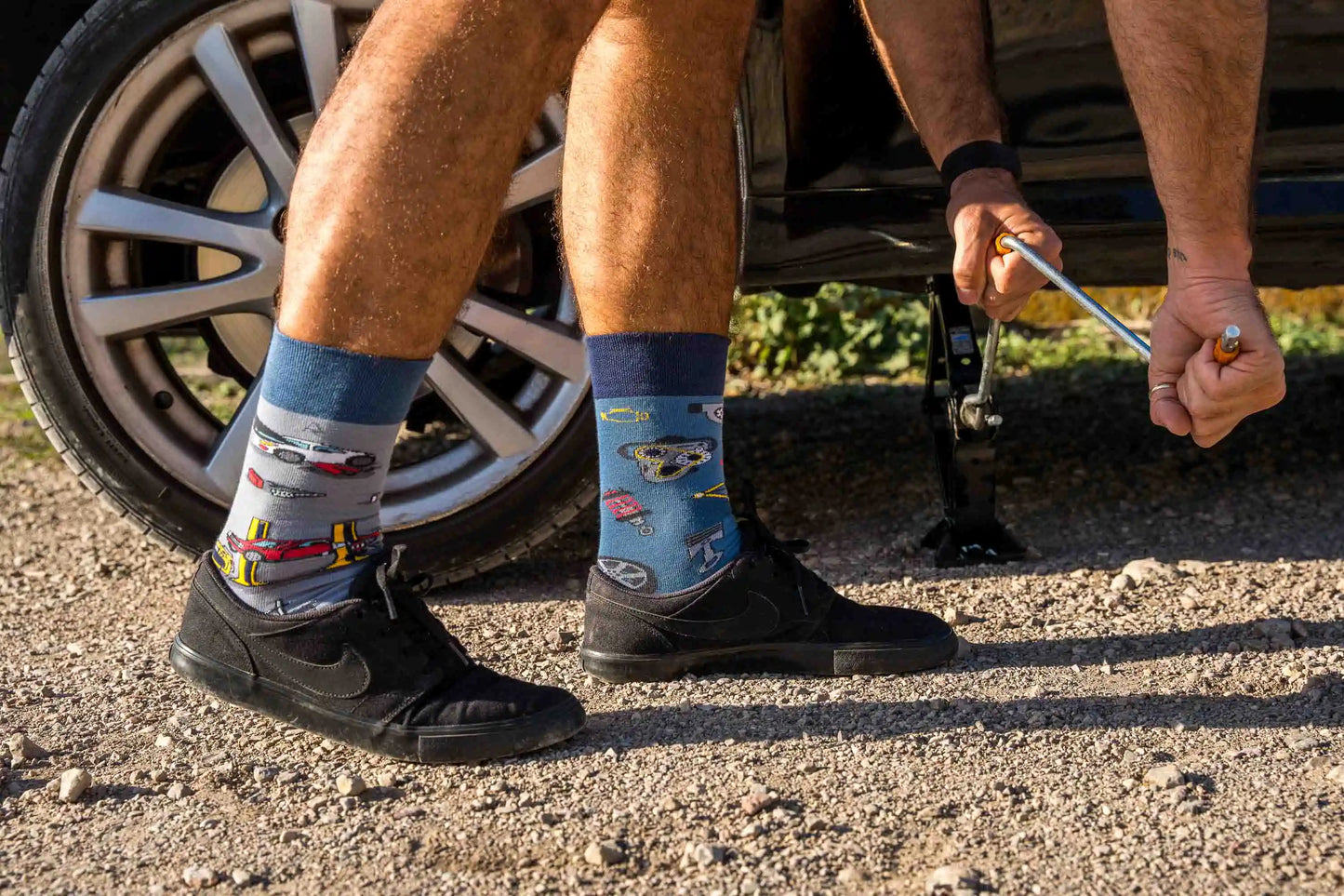 KFZ Socken, Motivsocken, bunte Socken, Geschenkidee für Hobbyschrauber.